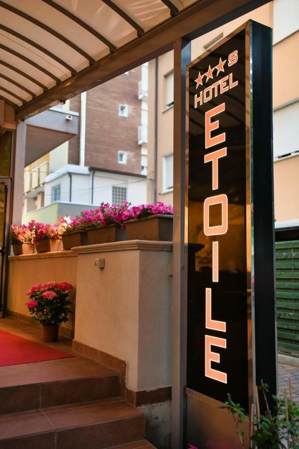 Hotel Etoile Rimini Exteriör bild
